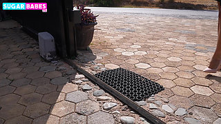 Hot Bulgarian MILF Diana Gabrovska get her BBC oiled massage on Suagrbabestv