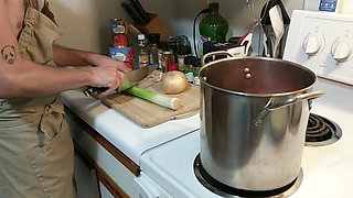 Cum Cooked 3 Leek Chili with Oil Handjob