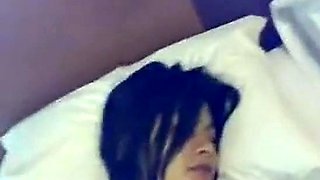 Indonesian Celebrity Cut Tari's Sex Scandal with Ariel