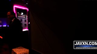 Hot Japanese Babe Keeps Cumming In Australia