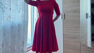 Sexy Stepmom Asked for Help Choosing a Dress - and She Was Fucked Hard