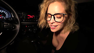 Desperate Taxi Driver Takes Payment in a Way He Never Imagined