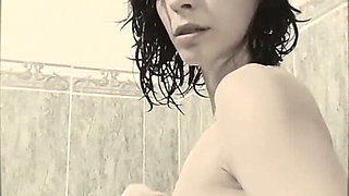 A Delightful Mid-afternoon Bath
