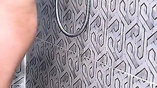 Fuck Stepmom in Shower Hot Arab Wife Big Arab Dick