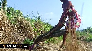 Big Titty Ebony Babe Shows Gratitude With Blowjob And Doggy Style Sex