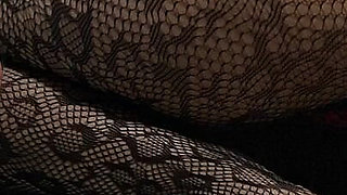 Huge Ass Gets Squirts on Her Feet / Astarioth