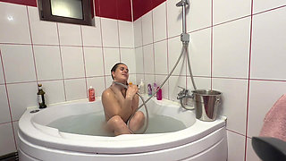 Oil My Hair, Wash It and Rinse with Vinegar