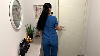 Sexual Masseuse's Special Happy Ending Treatment