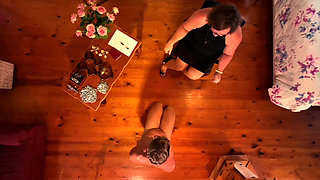 Dominatrix mistress April - meditational smoking