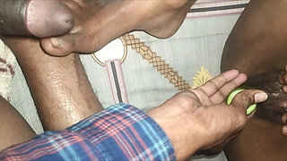 Vegetable keep in sisters pussy