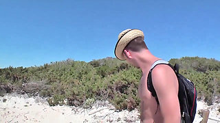 Horniest Exhibitionist Young Couple on the Beach