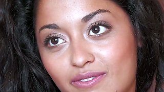 Scarlet Rebel's Innocent Face & Tits Meet Threesome On