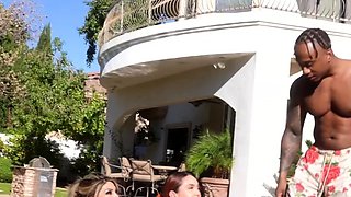 Kitana Montana, Mimi Boliviana - Pool Boy Toy