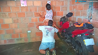 Mechanic Comes to See My Motorcycle and Measures My Oil