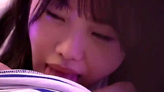 ミニマム童顔美女の誘惑リップ責めとラブラブフェラ