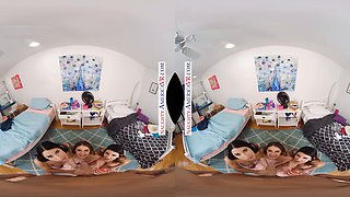 Super Hot Cuties Alex Coal, Kenzie Madison,  Michele James Habe Nothing To Do But Share Your Cock For Spring Break