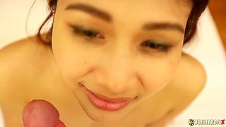 Amateur Thai Fon Gets A Creampie