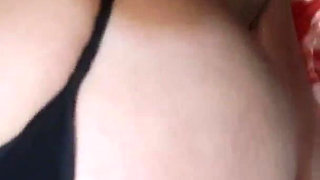 Moroccan Woman Fucks Emirati Woman While Her Pussy Is Small