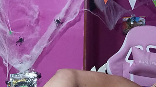 I love fuck me doggy sryle love my pussy nd my ass is very wet im ur doll daddy lovee