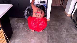 I put him in the washing machine and my friend fucks me!!