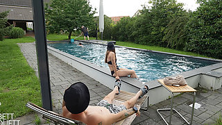 Pool Fuck on Vacation!!