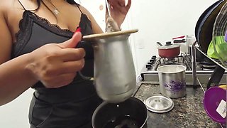 Nicolly Mattos And Nicoly Mattos In Coffee With The Horny Old Man: I Went To Check Out The Neighbors Big Dick!