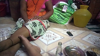 New Saree Aunty Talking About Video