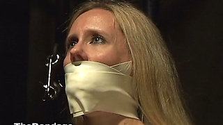 Orgasm Bar 17 - Chloe Parker