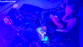 Neon Fist mistress Lunatika