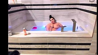 Chubby Brunette Big Boobs Dildo Masturbation