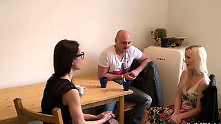 EU student fucking on the hallway